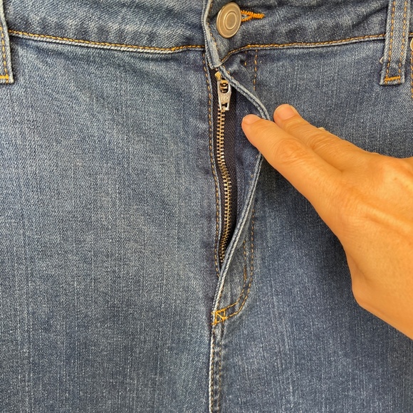 ASOS | Two Toned High Waisted Wide Legged Gaucho Jeans - Picture 4 of 12